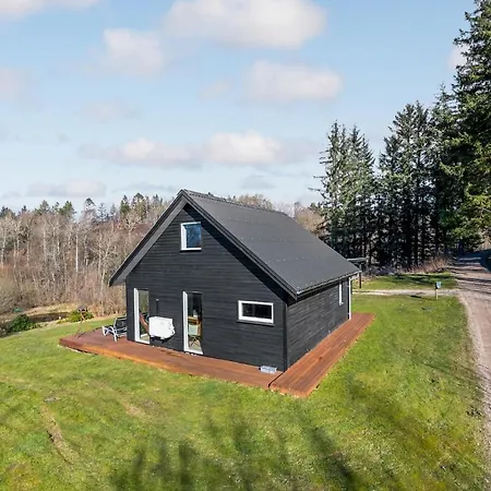 2 Bedroom Stunning In Holiday home Bryrup